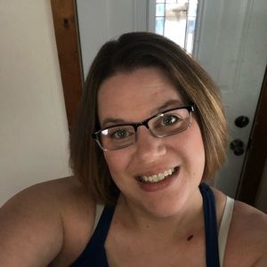 Meet your Posher, Stacy